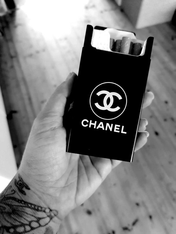 chanel cigarette case, case for weed, black luxury case for men and women case for rolls ups