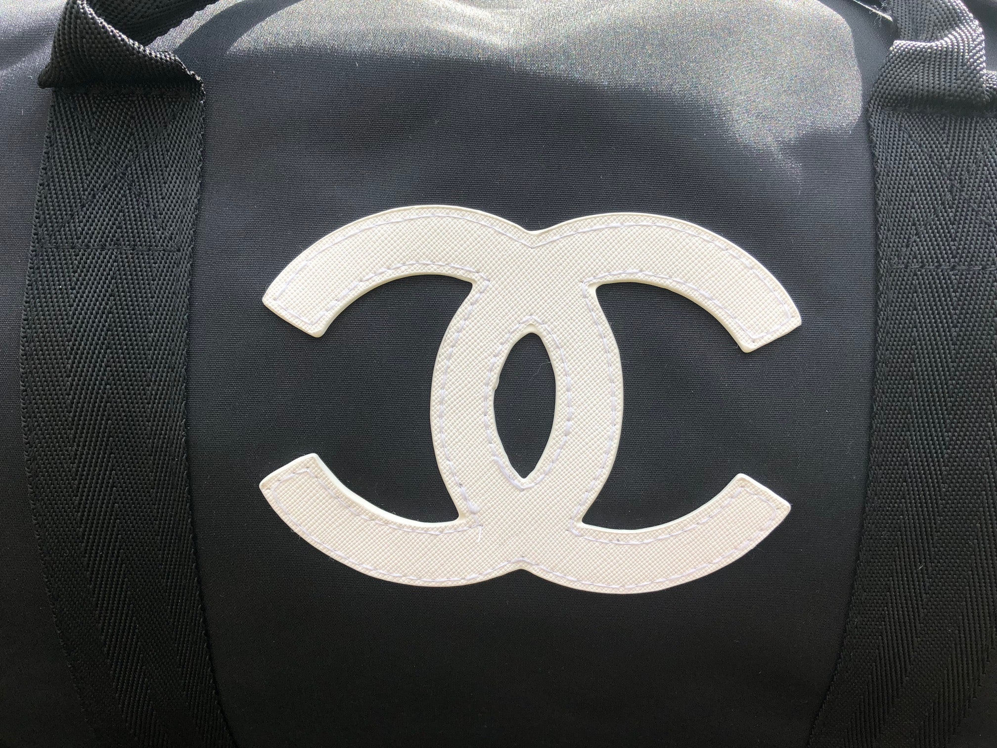 Chanel VIP Travel / Gym / Duffle Bag with removable shoulder strap –  Crafteza